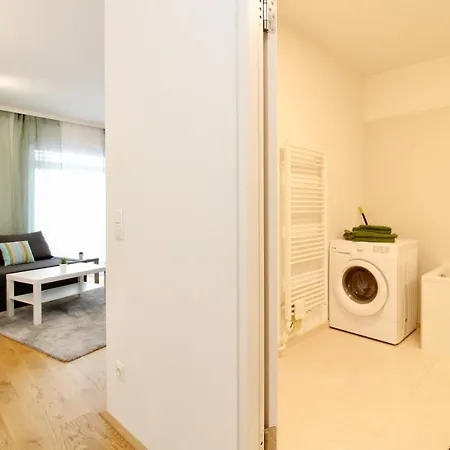 Spacious Terrace In Modern Building * Klosterneuburg