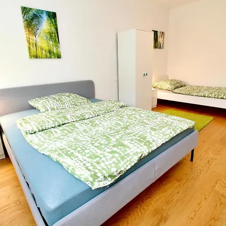 Spacious Terrace In Modern Building Apartment *
