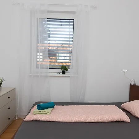 Spacious Terrace In Modern Building Klosterneuburg