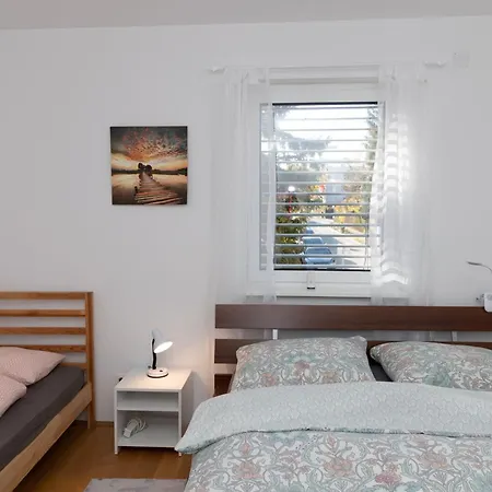 Spacious Terrace In Modern Building Apartment *